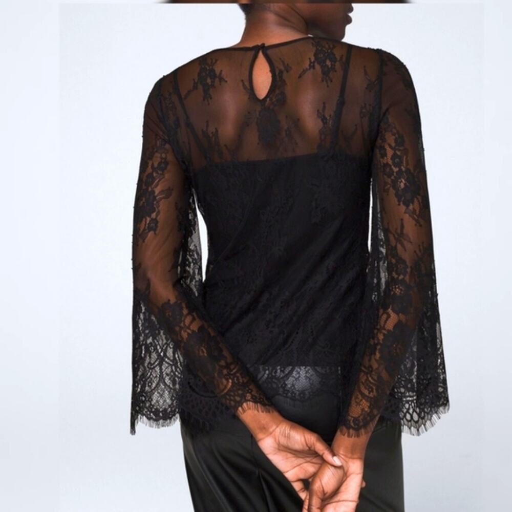 White House Black Market Drama Sleeve Lace Top Size M - Picture 2 of 9